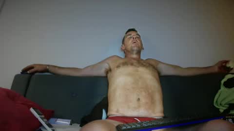 Snapshot of therealkurva4u chatting on 01.05.25 therealkurva4u online show from 01.05.25