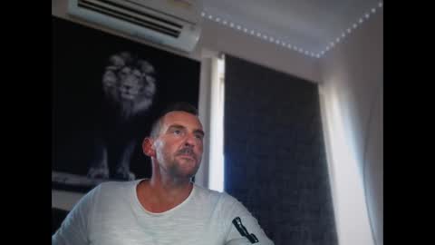 Snapshot of therealkurva4u chatting on 01.17.25 therealkurva4u online show from 01.17.25