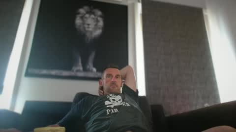 Snapshot of therealkurva4u chatting on 01.20.25 therealkurva4u online show from 01.20.25