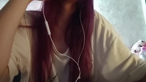 Snapshot of theresarichardson chatting on 06.15.26 Sophie online show from 06.15.26