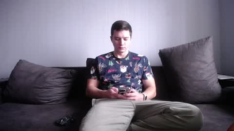 Snapshot of theroadtomars chatting on 12.22.24 Nick online show from 12.22.24