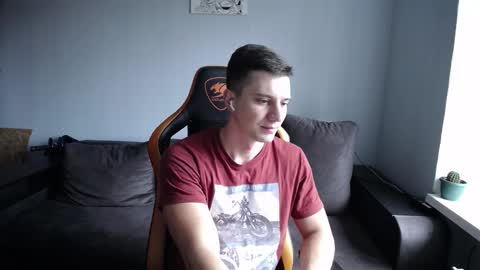 Nick   online show from 10.10.25