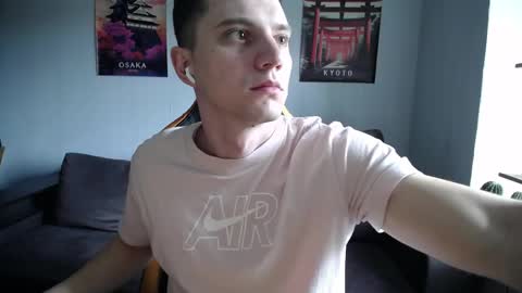 Nick   online show from 04.17.26