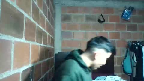 Snapshot of therondevereaux chatting on 04.27.26 Theron Devereaux online show from 04.27.26