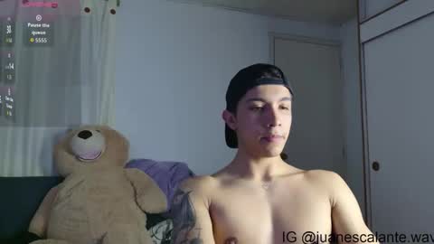 Snapshot of thesaint_xxx chatting on 05.14.26 thesaint_xxx online show from 05.14.26