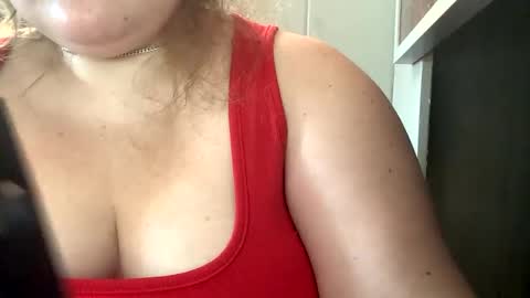 Snapshot of thesashadomme chatting on 09.22.25 The Sasha Domme online show from 09.22.25