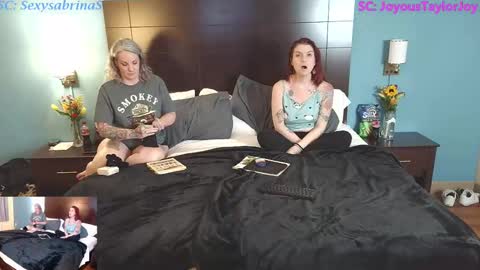 Snapshot of thesexperts420 chatting on 03.09.25 TheSexperts420 online show from 03.09.25