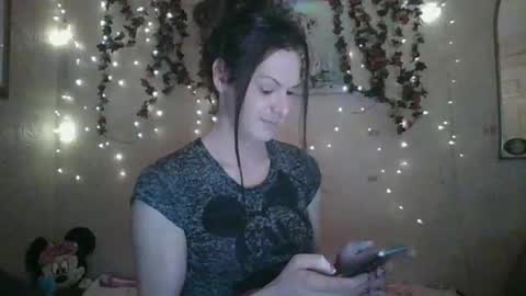 sillymillie0 online show from 02.18.25