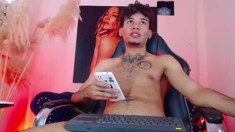 theskinny8inch_ online show from 01.13.25