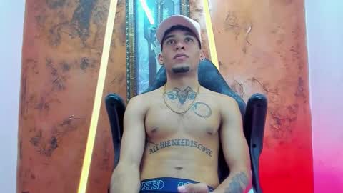 theskinny8inch_ online show from 09.18.25