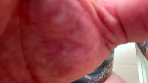 The tattooed online show from 09.18.25