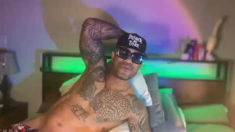 Snapshot of thewildbuck chatting on 10.12.25 The Wild buck online show from 10.12.25