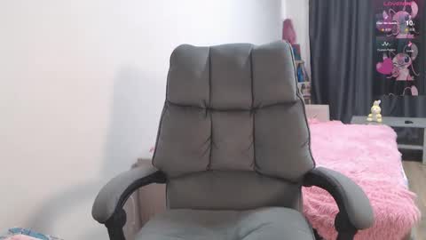 theysaidimcute online show from 03.02.26