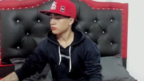 Snapshot of thiago_divine_anki chatting on 10.17.25 thiago_divine_anki online show from 10.17.25