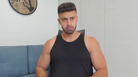 Snapshot of thiago_driussi chatting on 12.16.24 thiago_driussi online show from 12.16.24