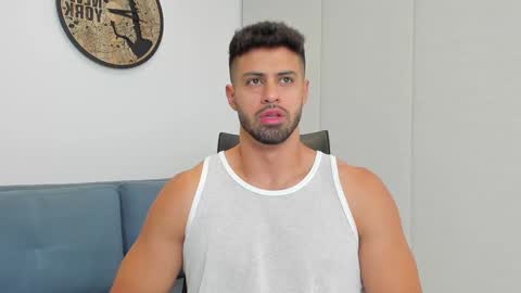 Snapshot of thiago_driussi chatting on 12.20.24 thiago_driussi online show from 12.20.24