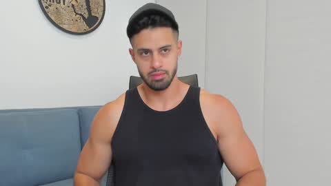 Snapshot of thiago_driussi chatting on 12.21.24 thiago_driussi online show from 12.21.24