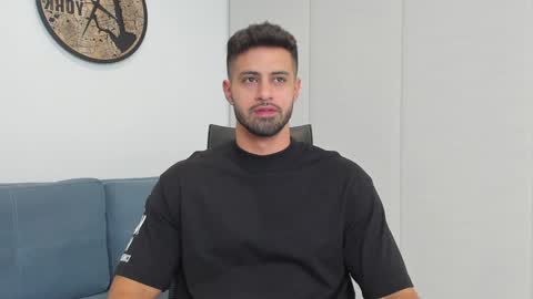Snapshot of thiago_driussi chatting on 12.22.24 thiago_driussi online show from 12.22.24