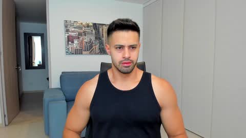 Snapshot of thiago_driussi chatting on 01.26.25 thiago_driussi online show from 01.26.25