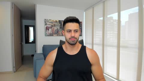 Snapshot of thiago_driussi chatting on 02.01.25 thiago_driussi online show from 02.01.25