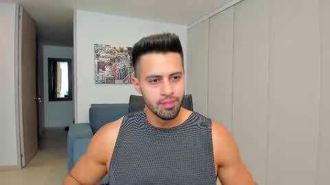 Snapshot of thiago_driussi chatting on 02.20.25 thiago_driussi online show from 02.20.25