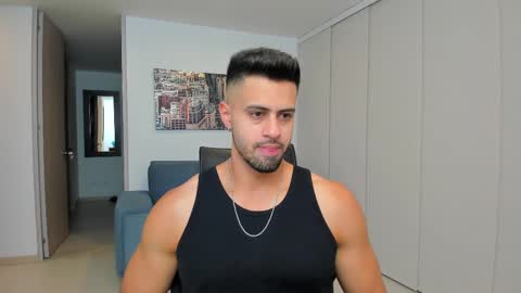 Snapshot of thiago_driussi chatting on 02.25.25 thiago_driussi online show from 02.25.25