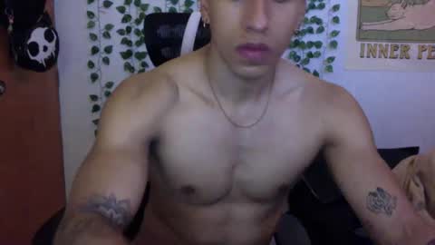 Snapshot of thiago_happy chatting on 03.11.25 thiago_happy online show from 03.11.25