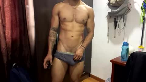 thiago_happy online show from 04.08.26