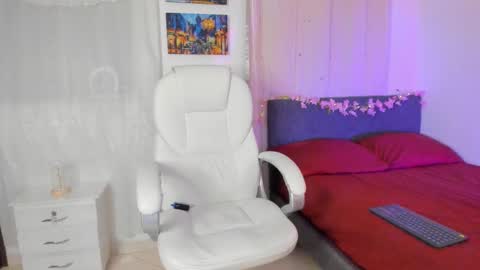 Snapshot of thiago_james69 chatting on 10.17.25 Manuel online show from 10.17.25