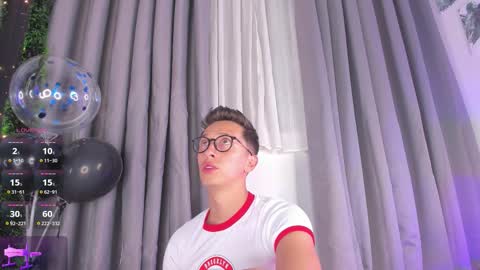 SanThiago online show from 12.02.25