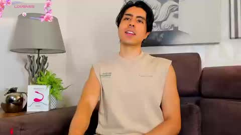 Thiago Mg online show from 09.15.25