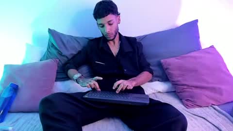 Snapshot of thiagoferreti_ chatting on 06.25.26 ThiagoFerreti online show from 06.25.26
