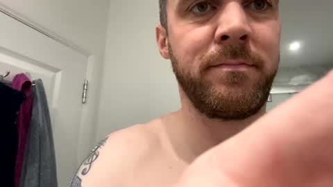 Snapshot of thickandmeaty9incher chatting on 01.28.25 thickandmeaty9incher online show from 01.28.25