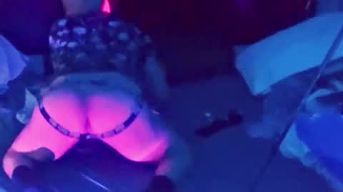 thickascole online show from 04.21.26