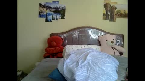 Snapshot of thickassvillageebony chatting on 10.29.25 thickassvillageebony online show from 10.29.25