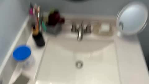 Snapshot of thickdixk068 chatting on 11.16.25 thickdixk068 online show from 11.16.25