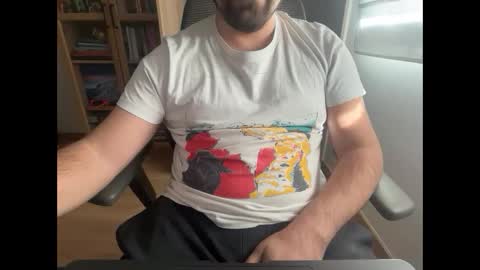 Snapshot of thickguybcn chatting on 12.01.25 ThickDickBCN online show from 12.01.25