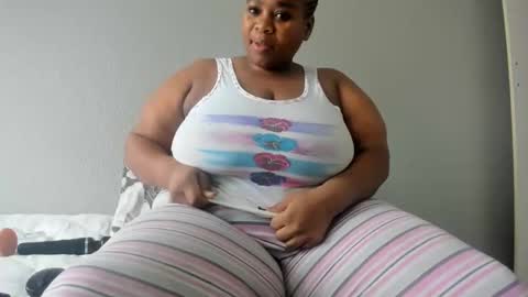thickleeyanax online show from 12.13.24
