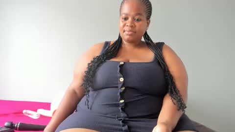 thickleeyanax online show from 01.30.25