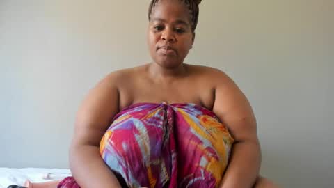 thickleeyanax online show from 02.14.25