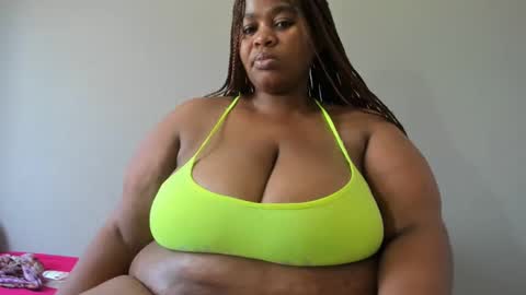 thickleeyanax online show from 02.21.25