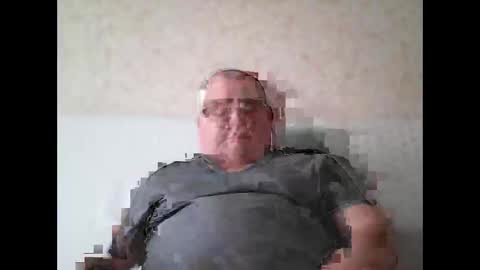 Snapshot of thierrysymp chatting on 10.22.25 Thierrysymp online show from 10.22.25