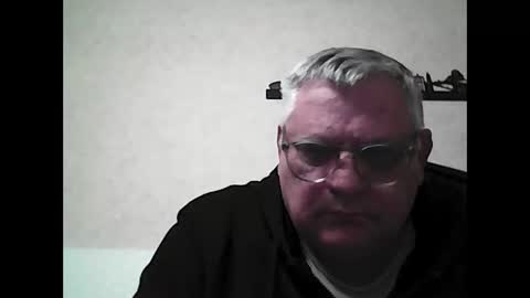Snapshot of thierrysymp chatting on 11.01.25 Thierrysymp online show from 11.01.25