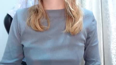 Snapshot of thin33 chatting on 03.03.26 sara online show from 03.03.26