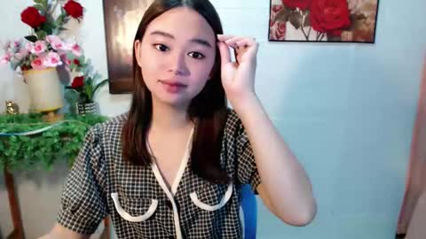 Snapshot of thisiskimmy chatting on 05.30.26 thisiskimmy online show from 05.30.26