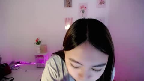 Snapshot of thisiskimmy chatting on 07.26.26 thisiskimmy online show from 07.26.26