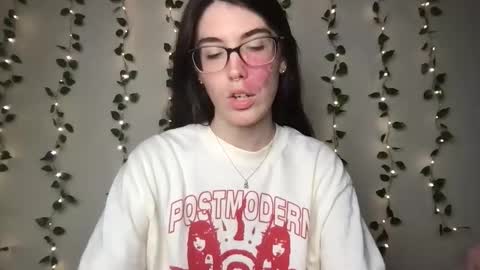 thistlefernsby online show from 11.09.25