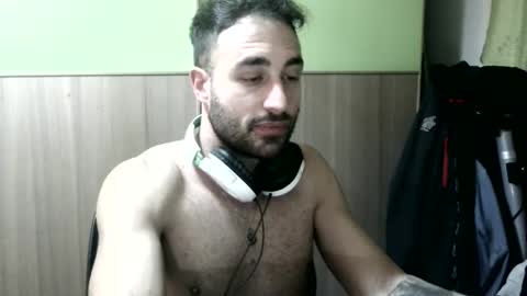 Snapshot of tho147mas chatting on 02.10.25 Thomas online show from 02.10.25