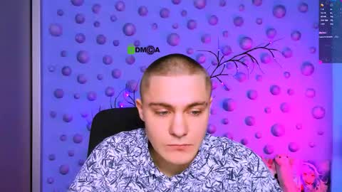 thomas_crow online show from 12.19.25