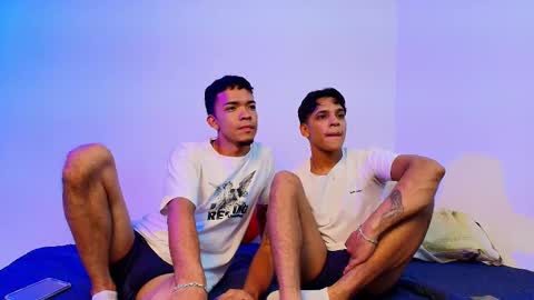 Snapshot of thomas_elg chatting on 10.08.25 THOMAS  JOHANN online show from 10.08.25